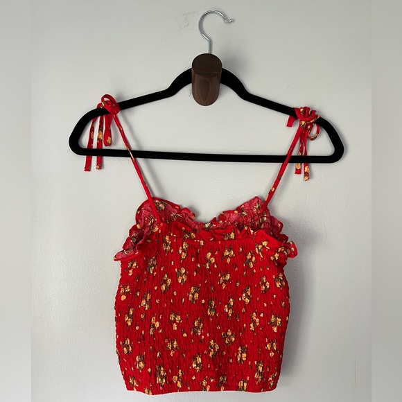 Active USA Floral Crop Top in Red/Yellow, Size Medium - Picture 2 of 5